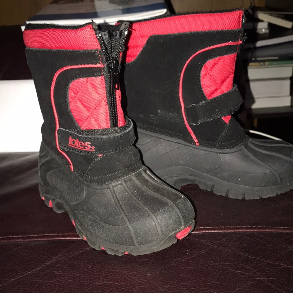 Totes snow boots 10t